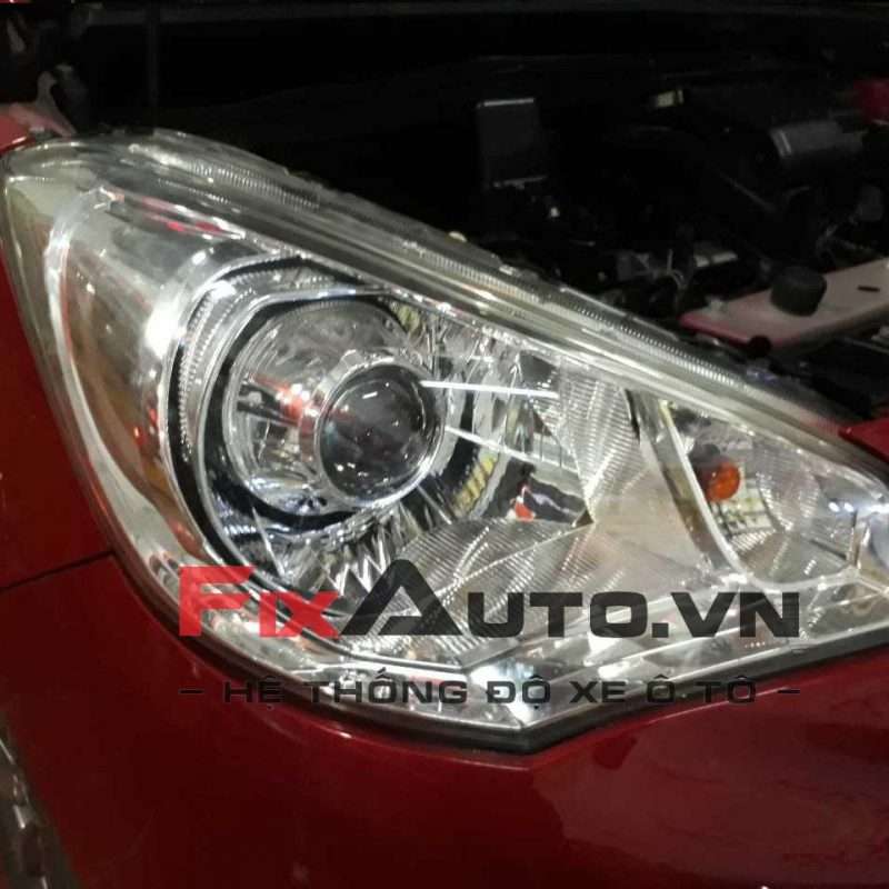 Độ đèn xe Attrage