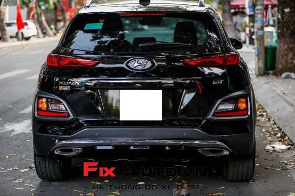 Độ lip pô Kona mẫu Mercedes