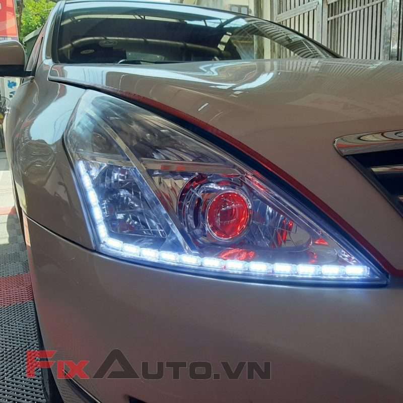 Độ đèn xe teana