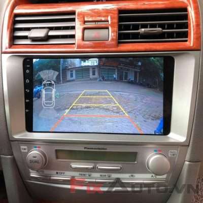 Màn hình theo xe camry