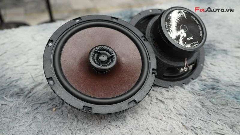 Loại loa Rebec Audio