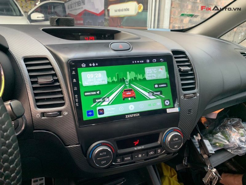 Màn hình android ô tô 10 inch thương hiệu Zestech