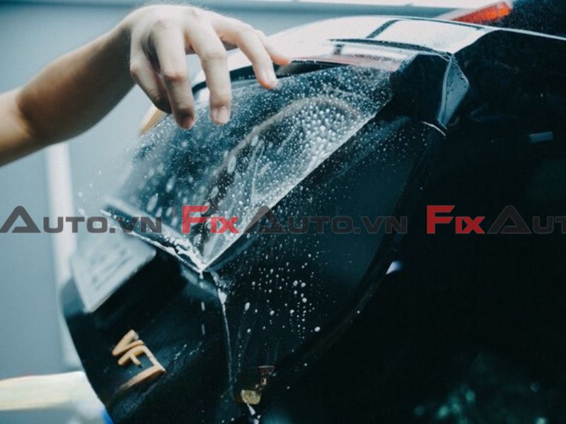 bảo vệ bề mặt sơn không bị trầy xước