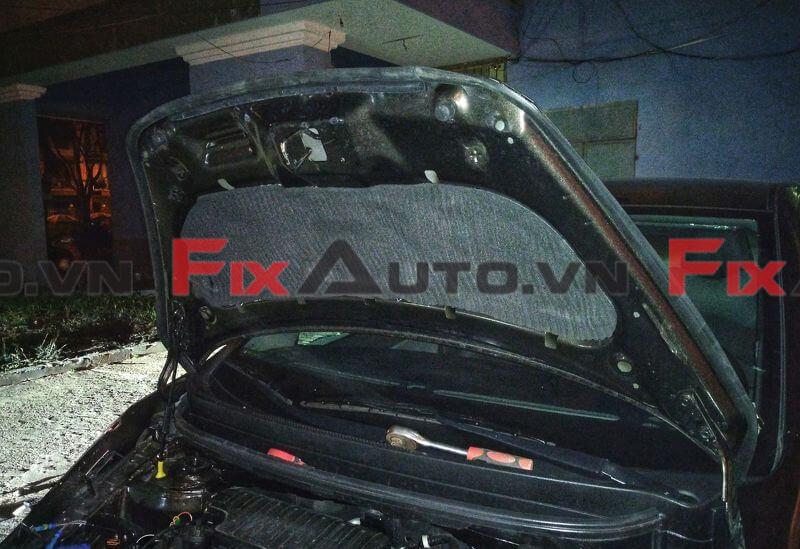 chống nóng capo xe HRV