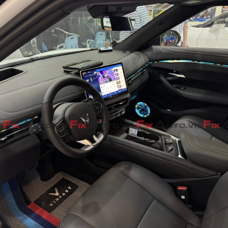 đèn led nội thất xe vf7