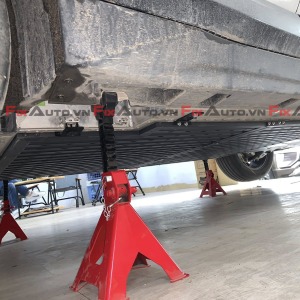 Tấm bảo vệ pin xe VF7