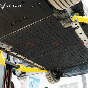 Tấm bảo vệ pin xe VF7